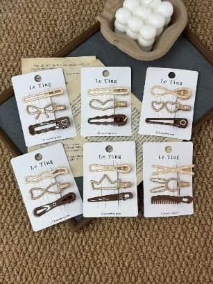 Cream and Gold Heart and Wave Snap Hair Clips