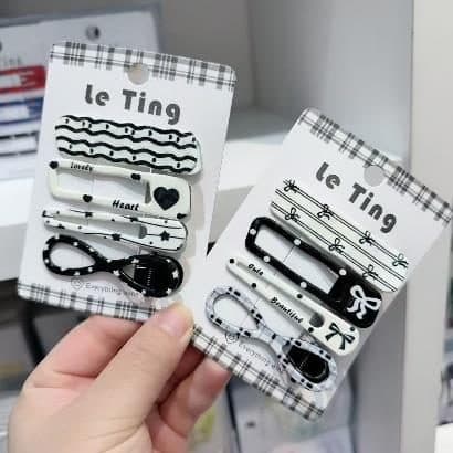 Gingham Card Snap Hair Clips with Bow, Black and White