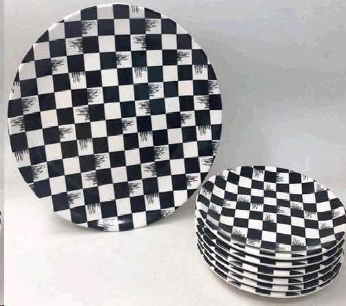 7-Piece Chequerboard Round Ceramic Plate Set