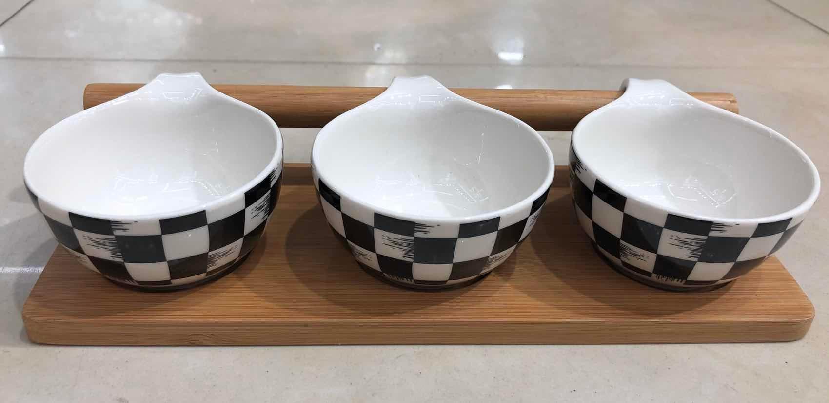 3-Piece Chequerboard Ceramic Bowl Set on Bamboo Tray