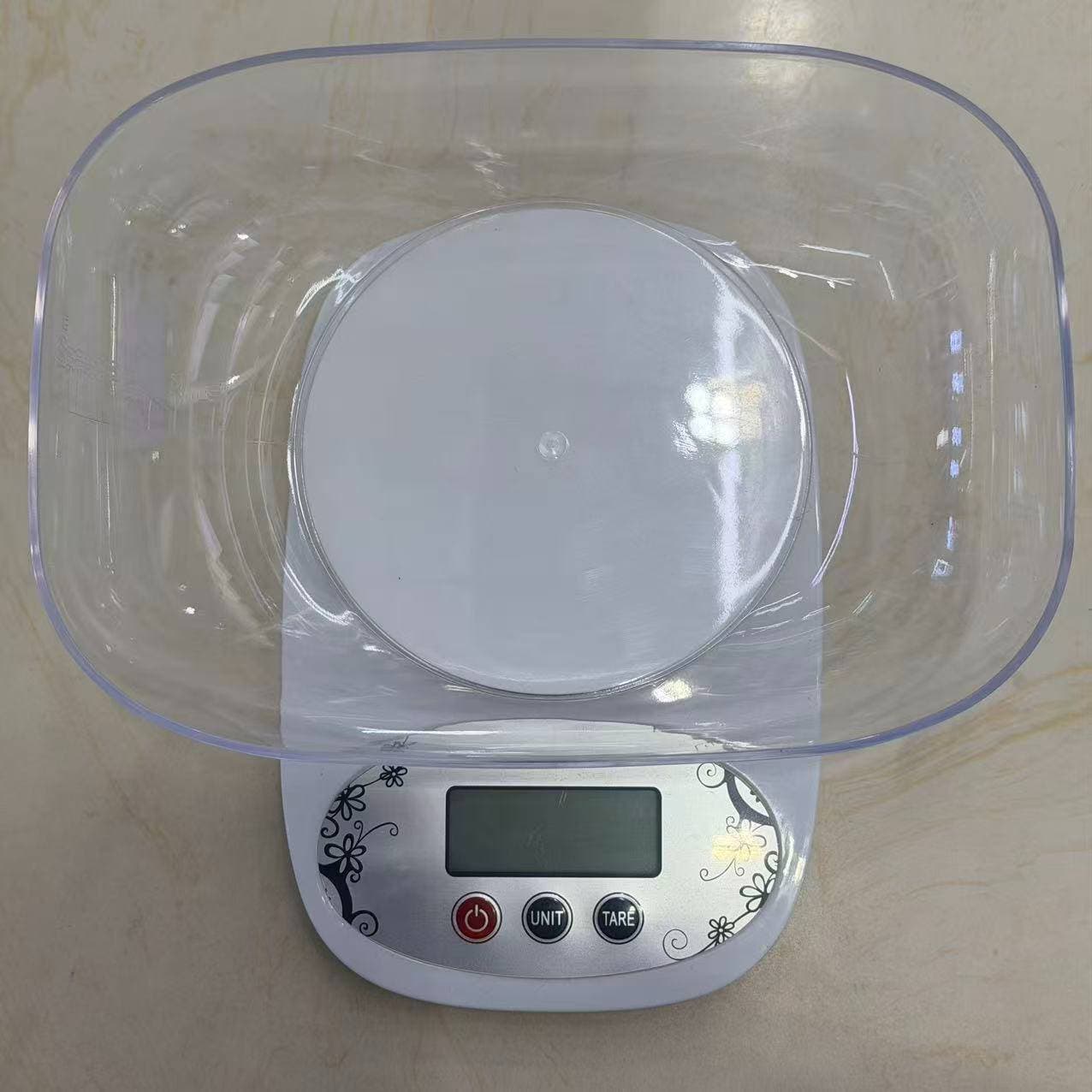 Kitchen Scale with Bowl 3