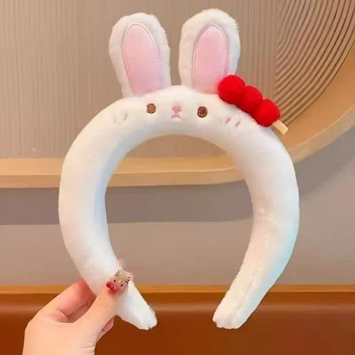 Bunny Face Headband with Berries, White
