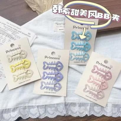 Pastel Fish Bone Snap Hair Clips, Princess Card