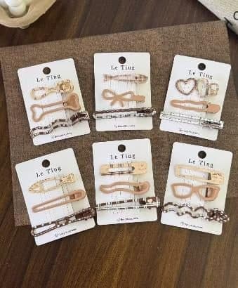 Gold and Cream Chain Snap Hair Clips