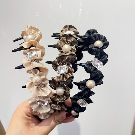 Flower Pearl Headband with Teeth, Cream and Black