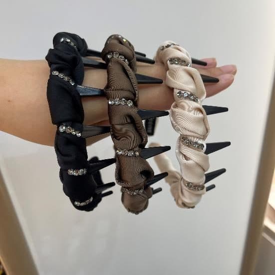 Knotted Crystal Headband with Teeth, Black and Brown Pair