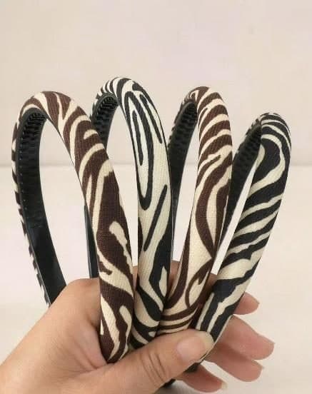 Narrow Zebra Print Headband