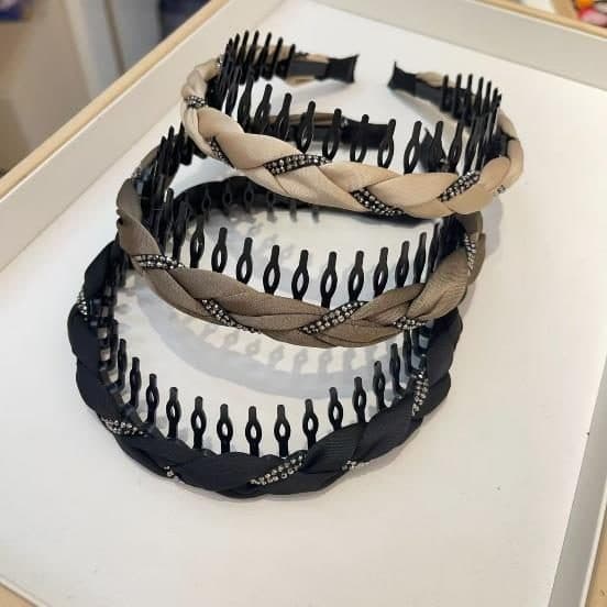Braided Headband with Comb Teeth and Pearls, Black