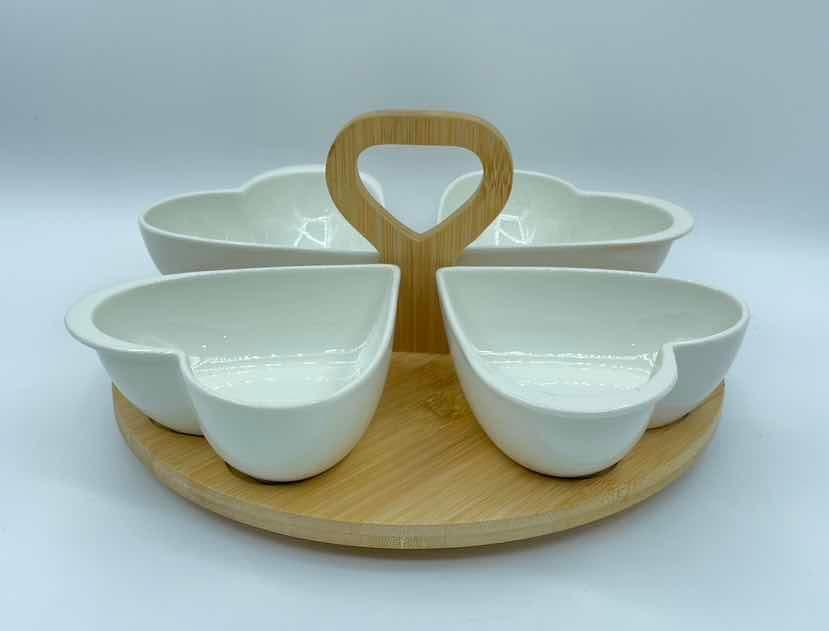 3-Piece Teardrop Ceramic Bowl Set on Bamboo Base with Curved Handle