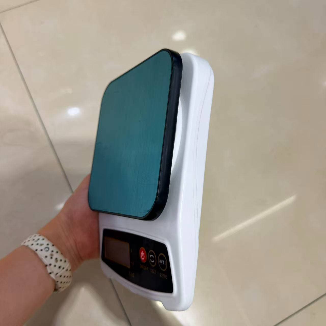 516 Kitchen Scale 2