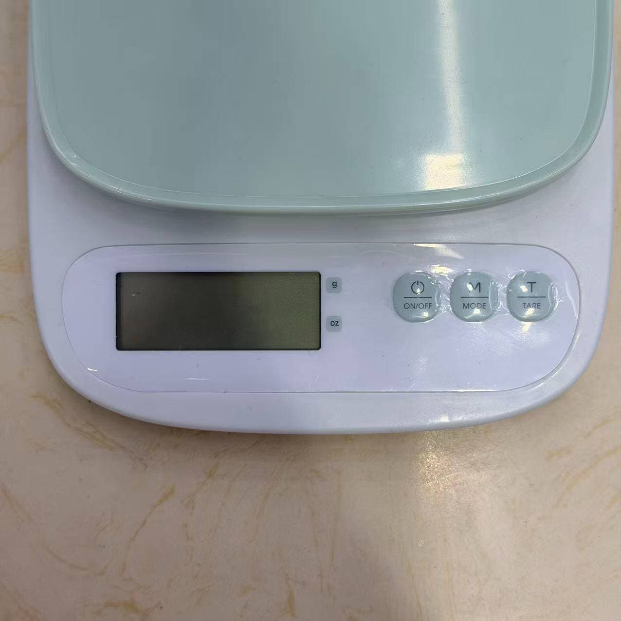 Kitchen Scale with Mint Green Platform 5