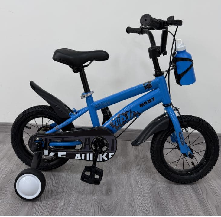 A154 Kids Bike with Bottle Cage and Mudguards 4