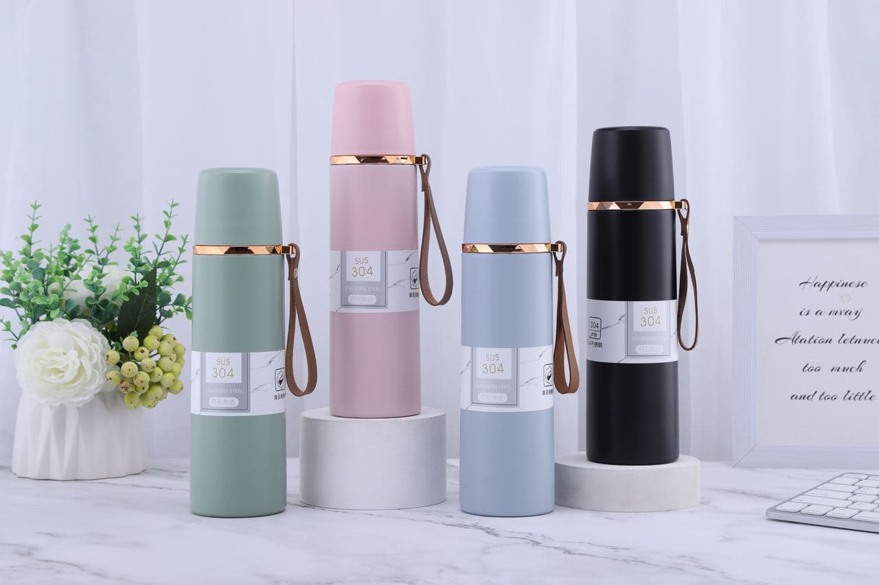 Diwangxin 8095 Slim Vacuum Flask with Gold Trim