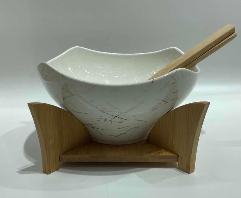 Marble-Effect Ceramic Salad Bowl with Bamboo Servers and Stand