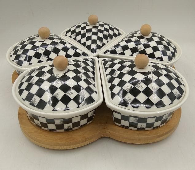 4-Piece Chequerboard Lidded Ceramic Dish Set on Clover-Shaped Bamboo Base