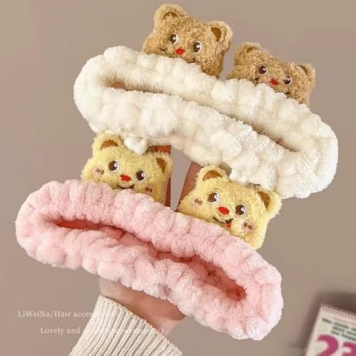 Bear Face Spa Hair Band, White and Pink