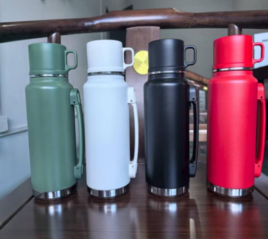 Stainless Steel Vacuum Flask, 650 ml, Ref. T0170 2