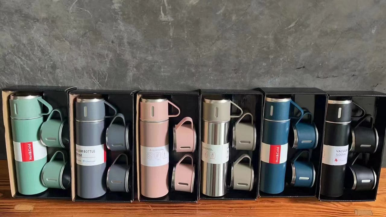Diwangxin DH-013 Gift Set, 500ml Flask with Two Cups