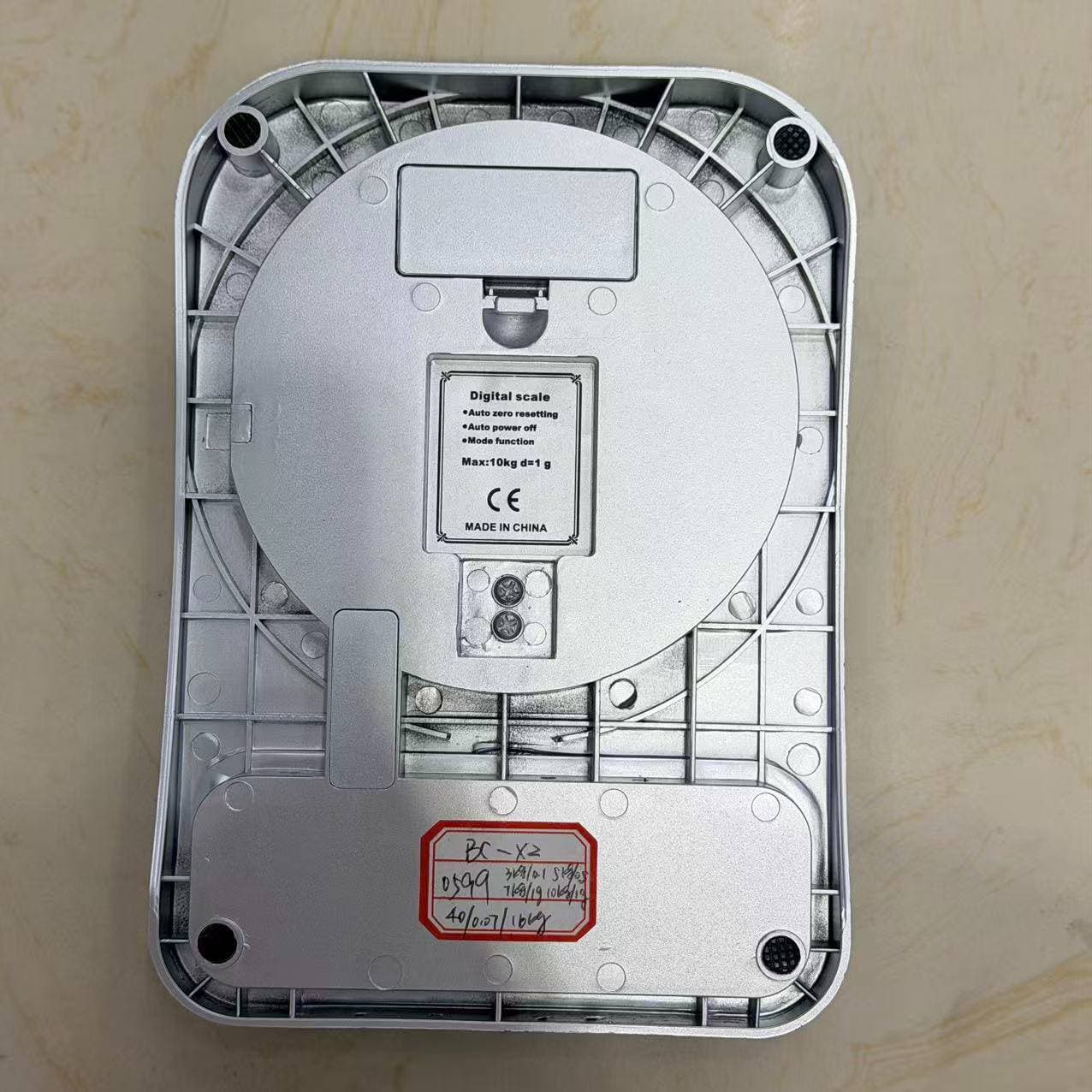 Kitchen Scale, Silver Body, Blue Steel Platform 3