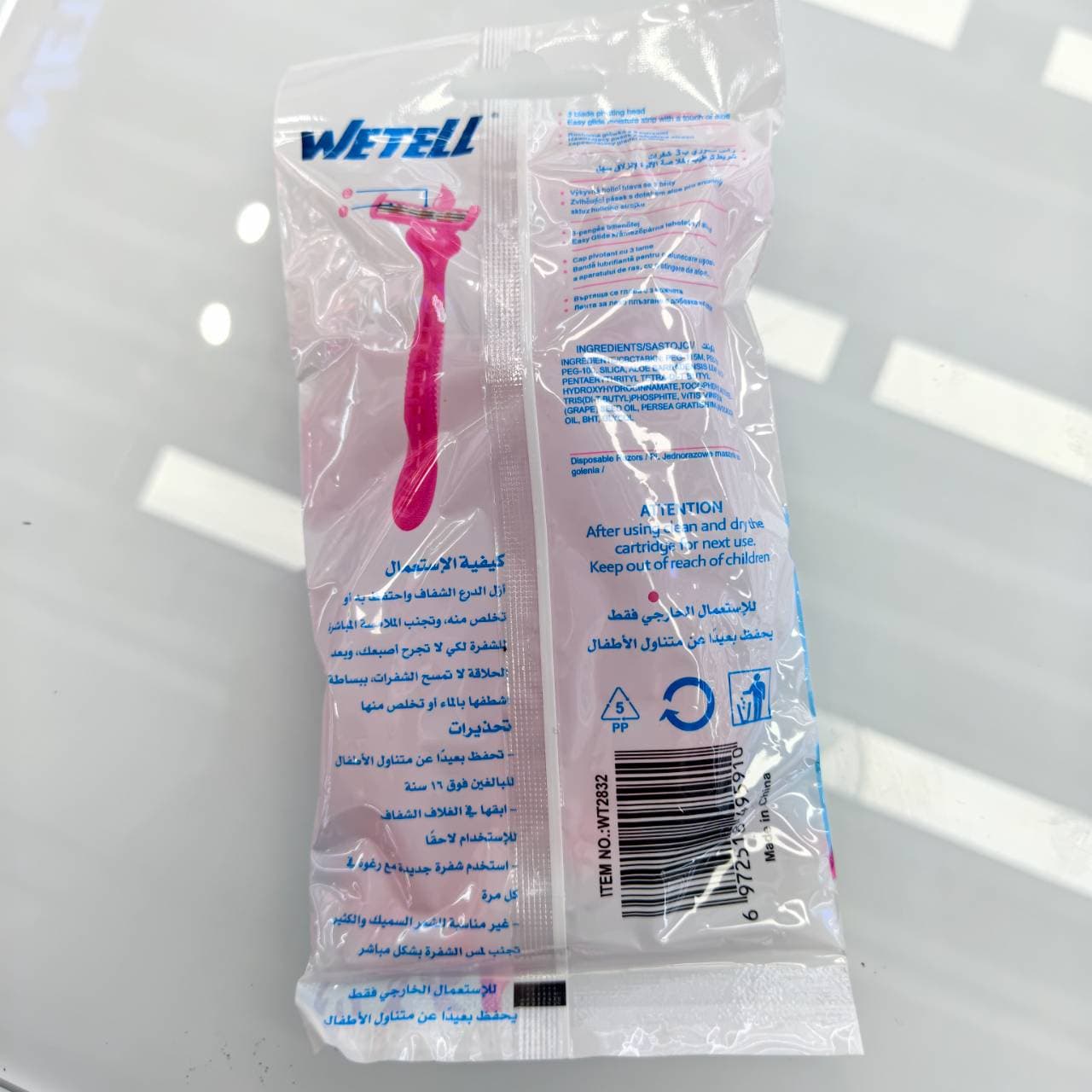WeTell Triple Blade Disposable Razors for Women, Pivoting Head, Aloe, 4-Pack 2