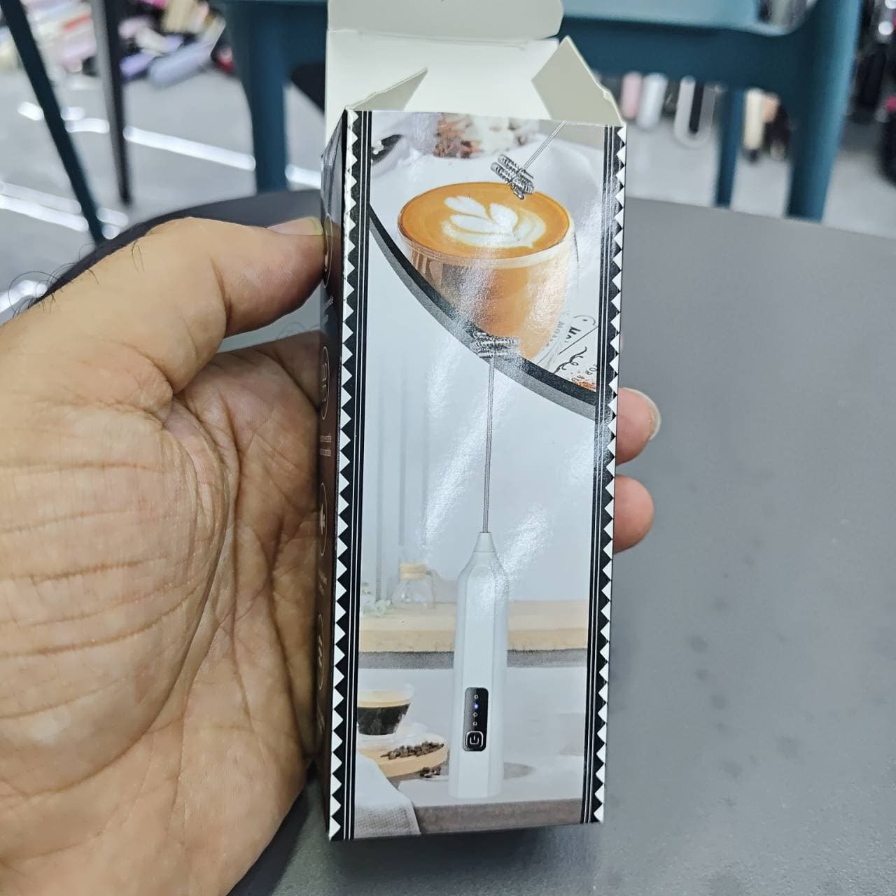 Handheld Coffee & Milk Frother (Second Listing)