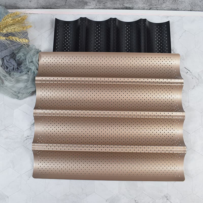 Non-Stick French Baguette Baking Tray, 4 Slots 3