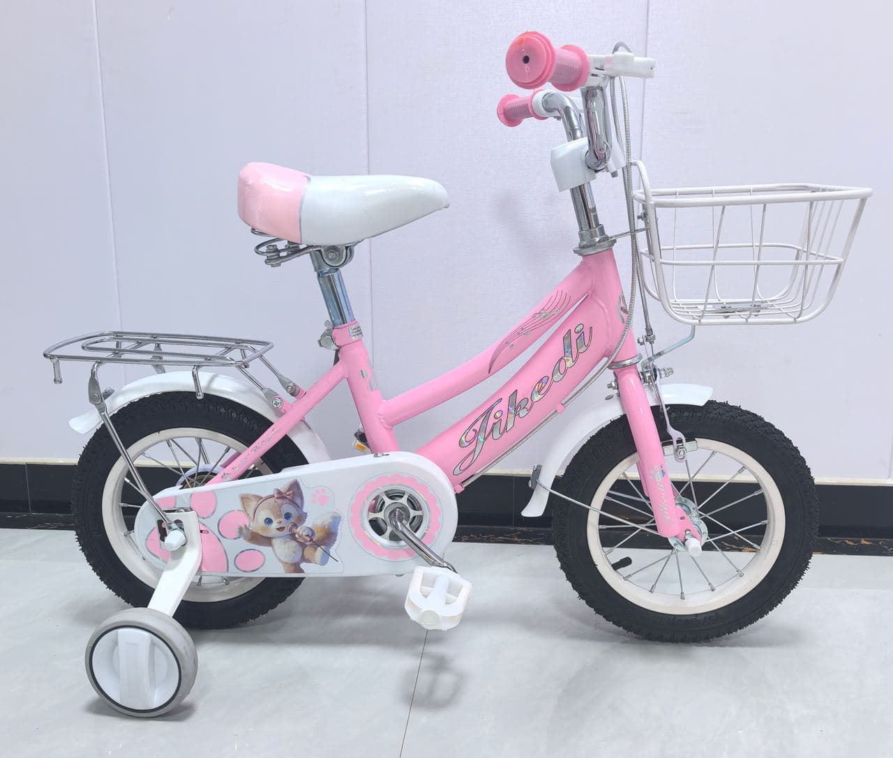 YF Girls Bike with Rear Rack and Printed Chainguard