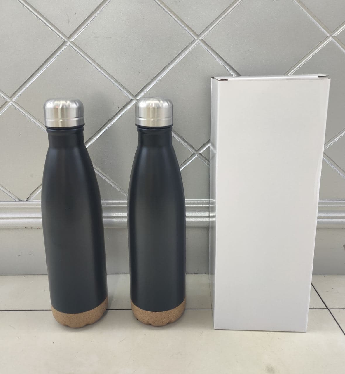 Diwangxin WQ Cola-Shape Bottle with Cork Base, 750ml