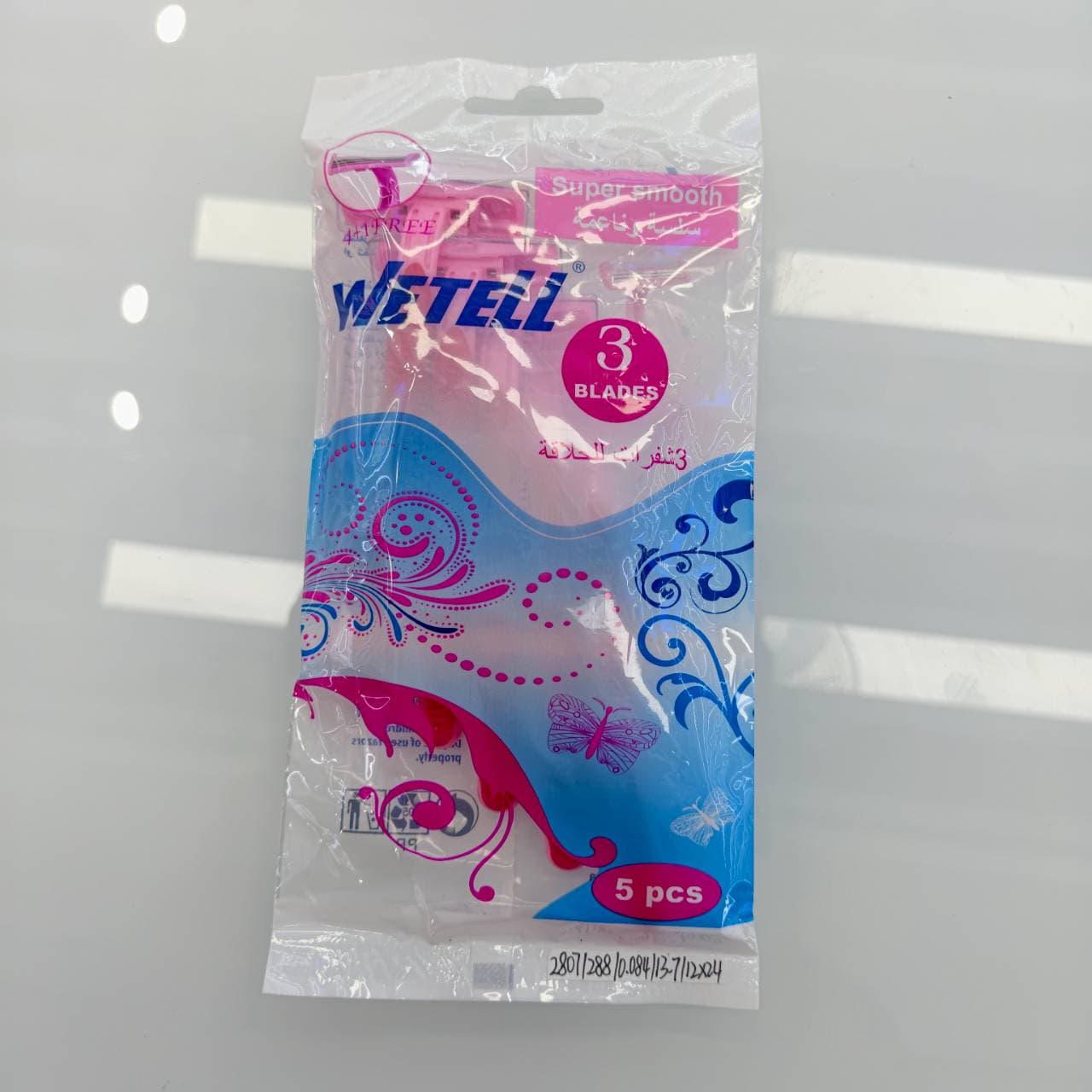 WeTell Triple Blade Disposable Razors for Women, Sensitive Skin, 5-Pack
