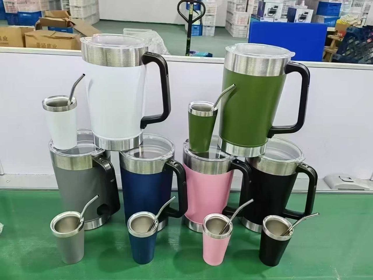Diwangxin Two-Piece Set, 2000ml Handled Jug with Cup