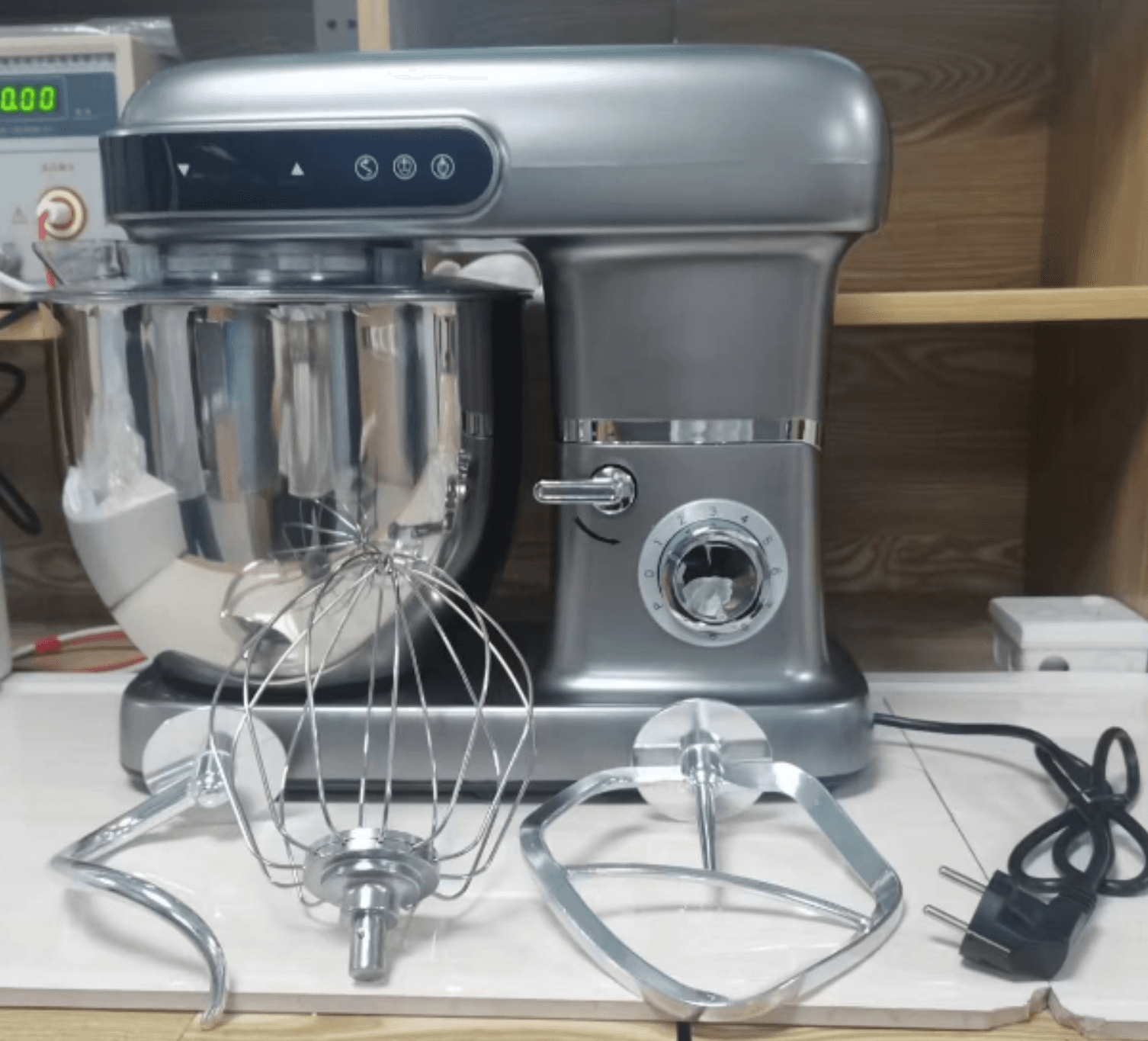 Vista VS-637 Stand Mixer, 10L, 1200W