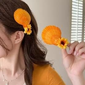 Shell and Sunflower Hair Clip, Orange