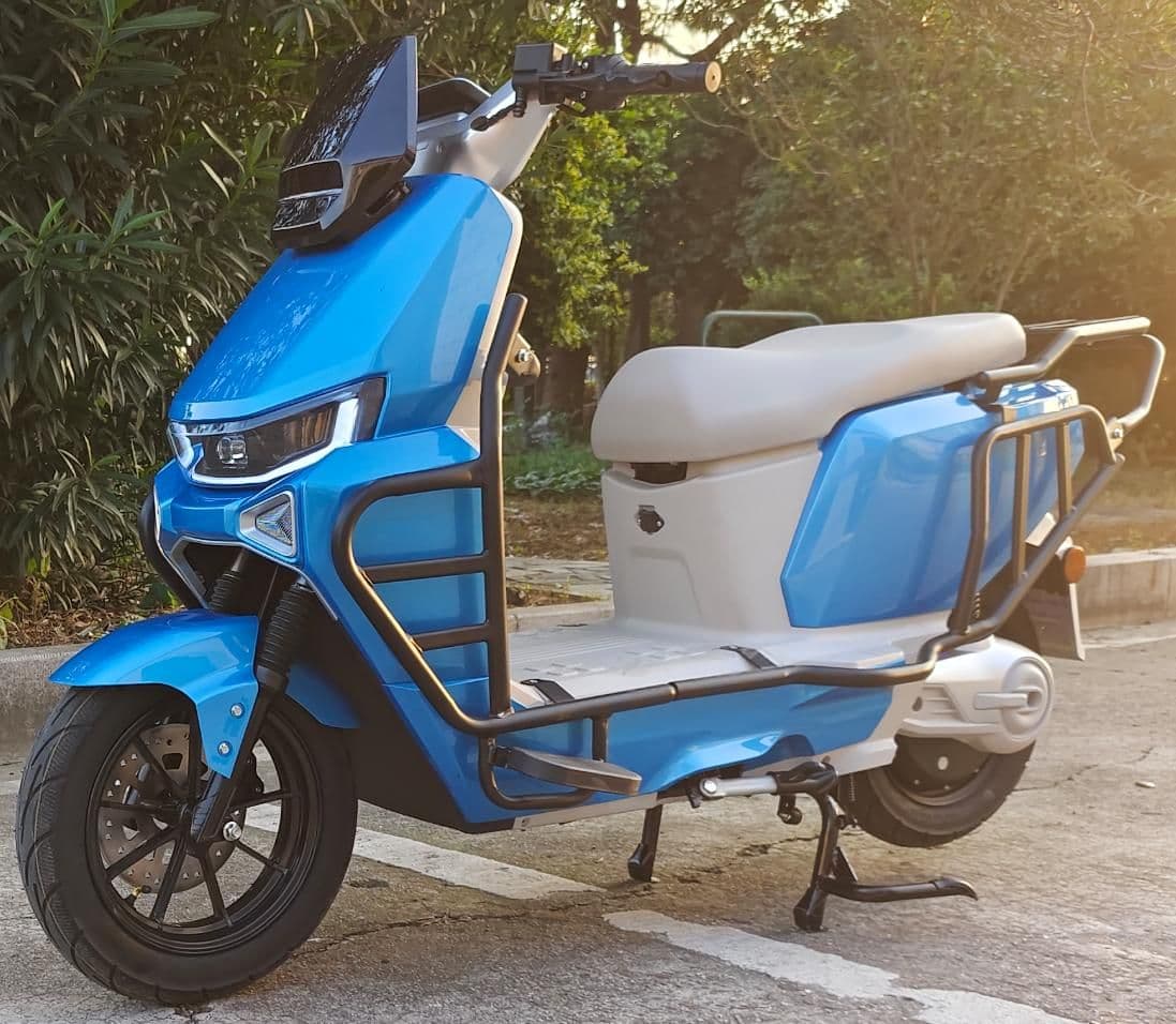 Electric Motorcycle XSJ17, 12 2000W30, 65 km/h
